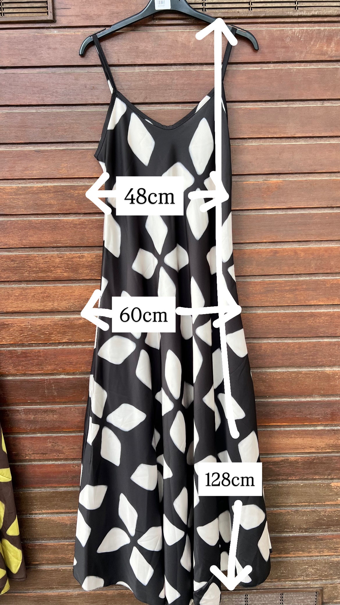 Vestido raso estampado xoco y pistacho