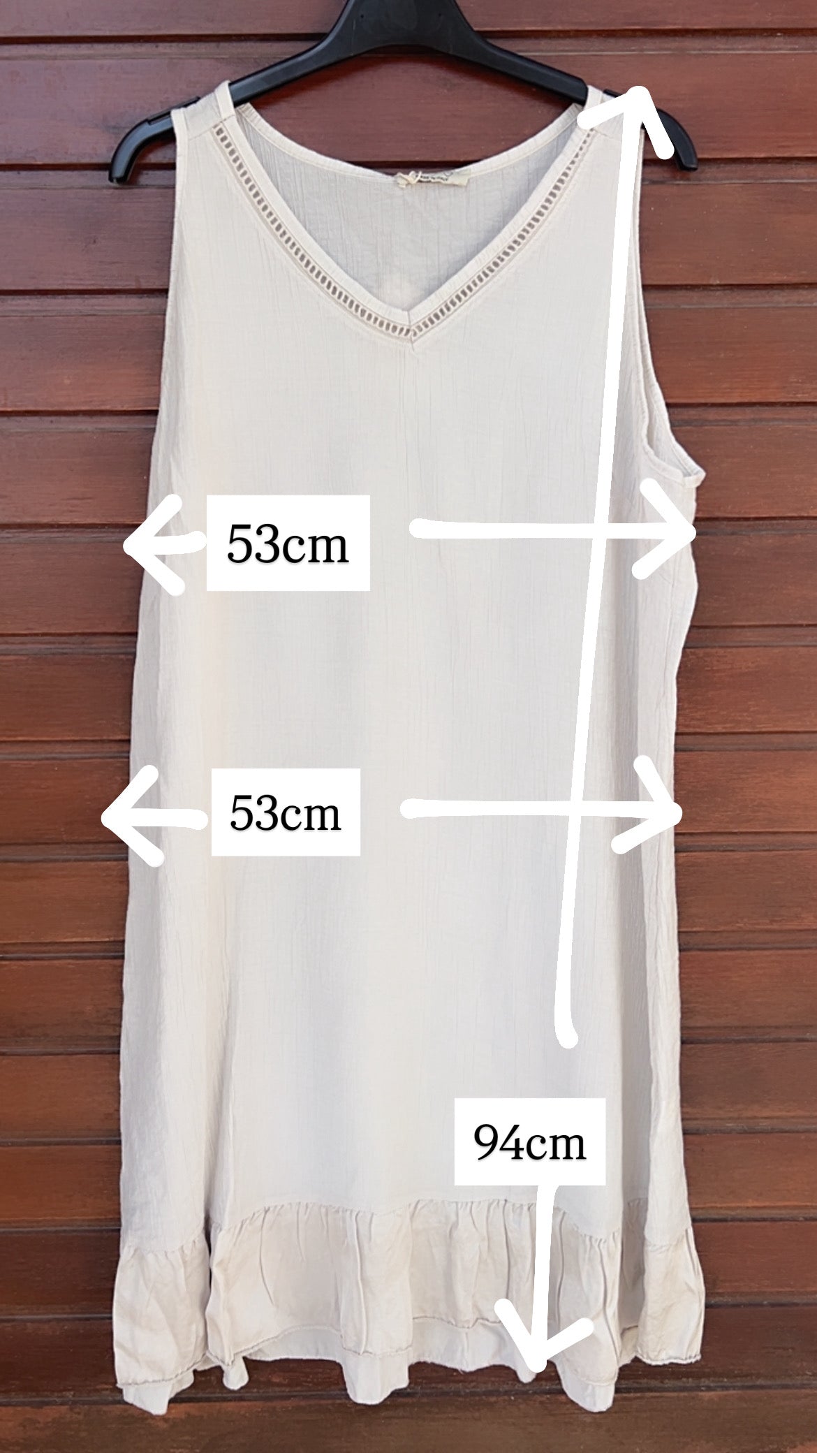 Vestido bambula beige detalle satinado