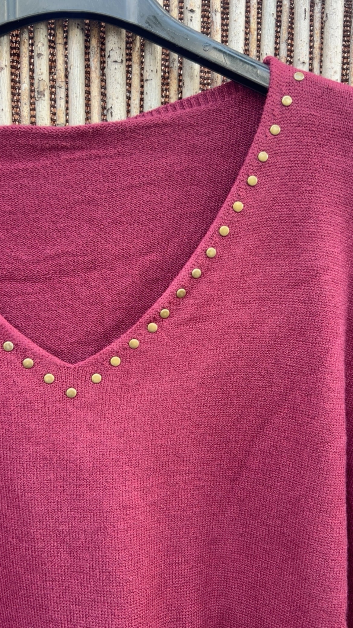 Jersey granate pico tachuelas