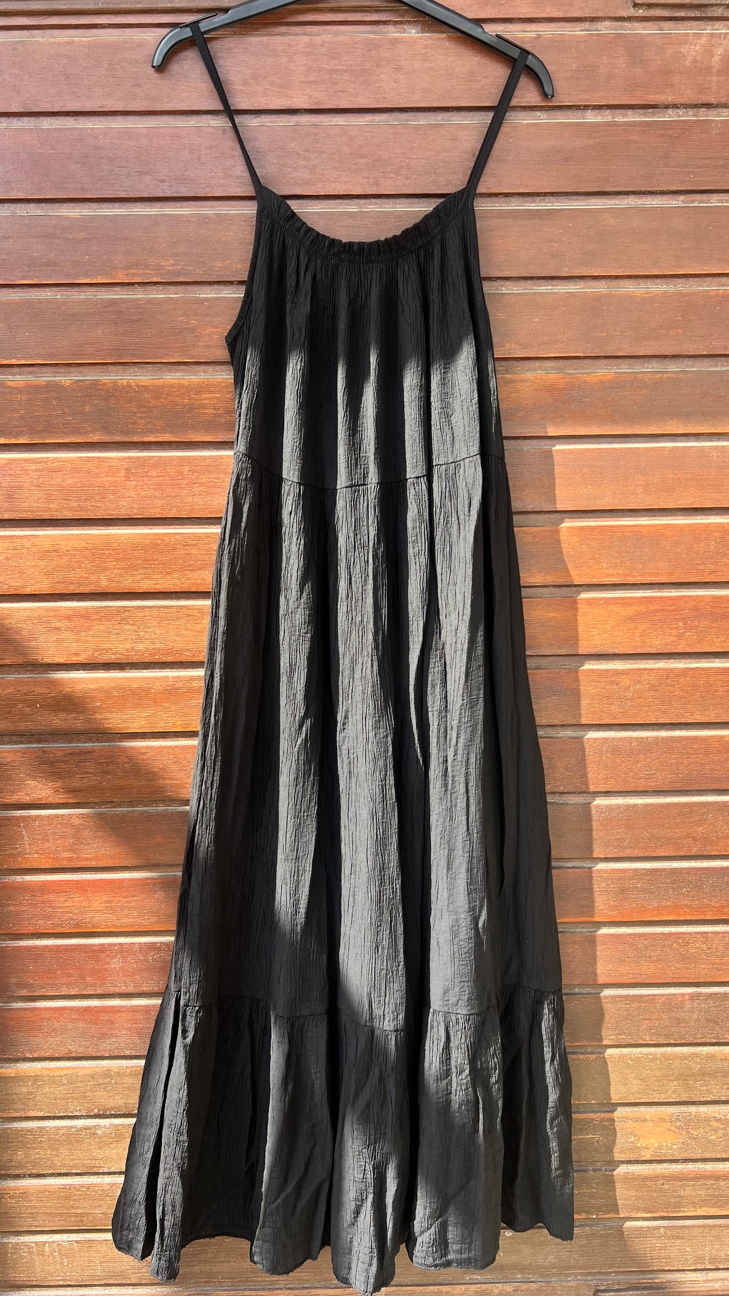 Vestido negro bambula tirante fino