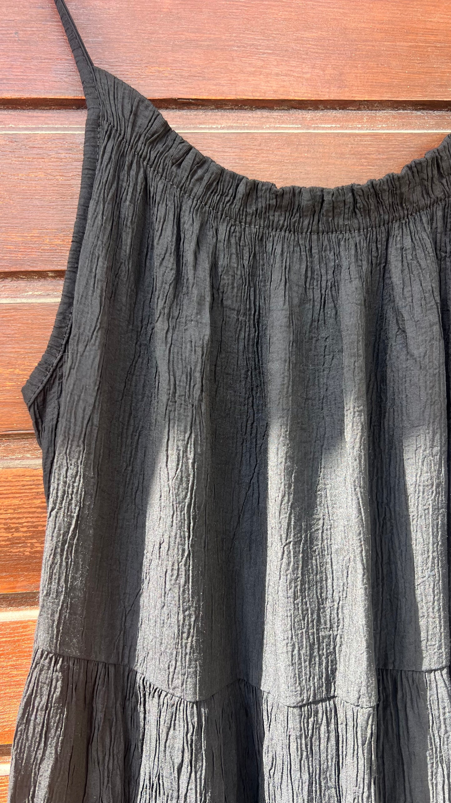 Vestido negro bambula tirante fino
