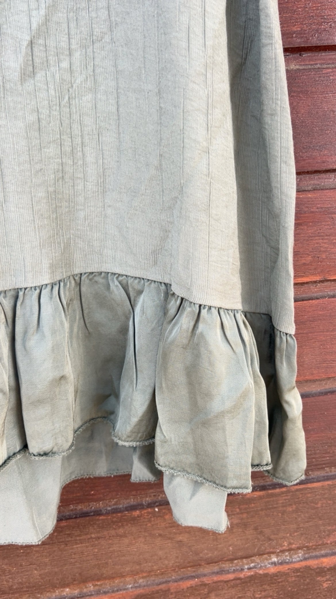 Vestido bambula caki detalle satinado