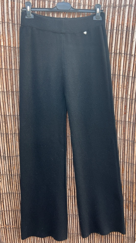 Pantalón negro punto
