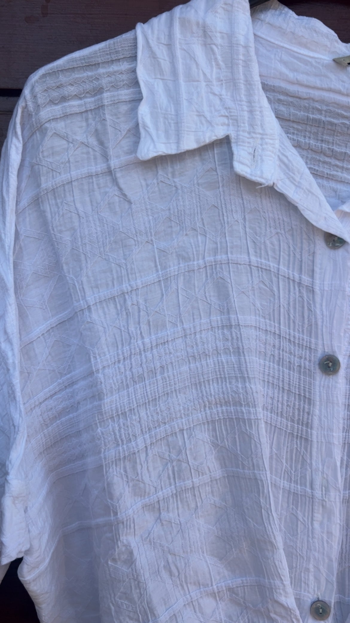 Camisa blanca cenefa