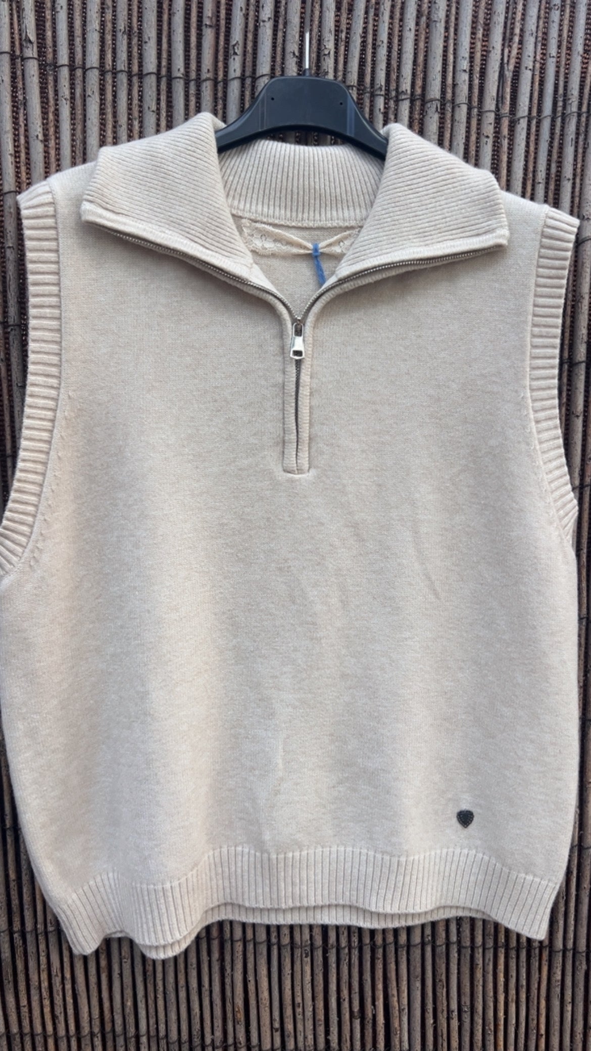 Chaleco beige