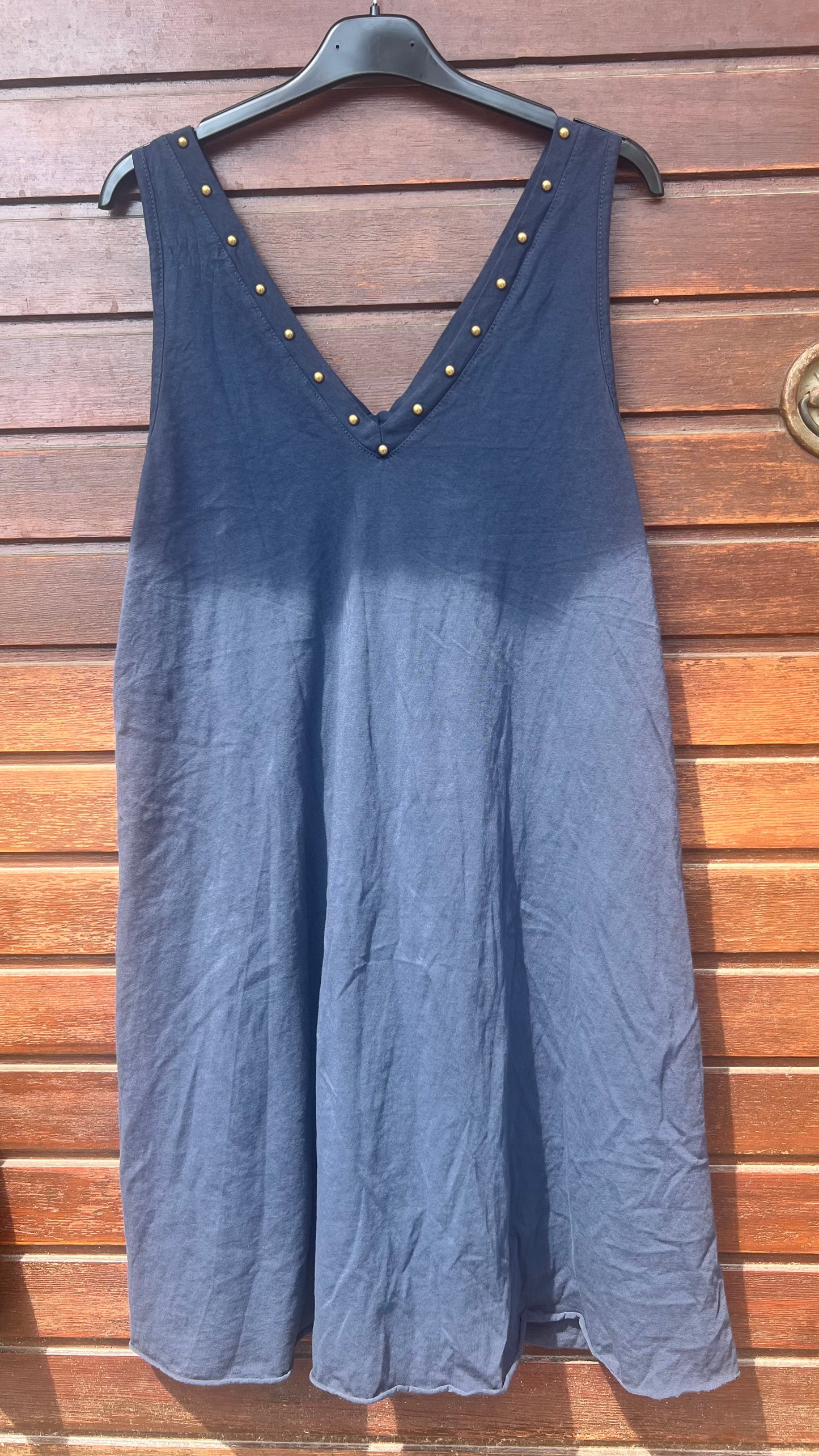 Vestido marino tachuelas