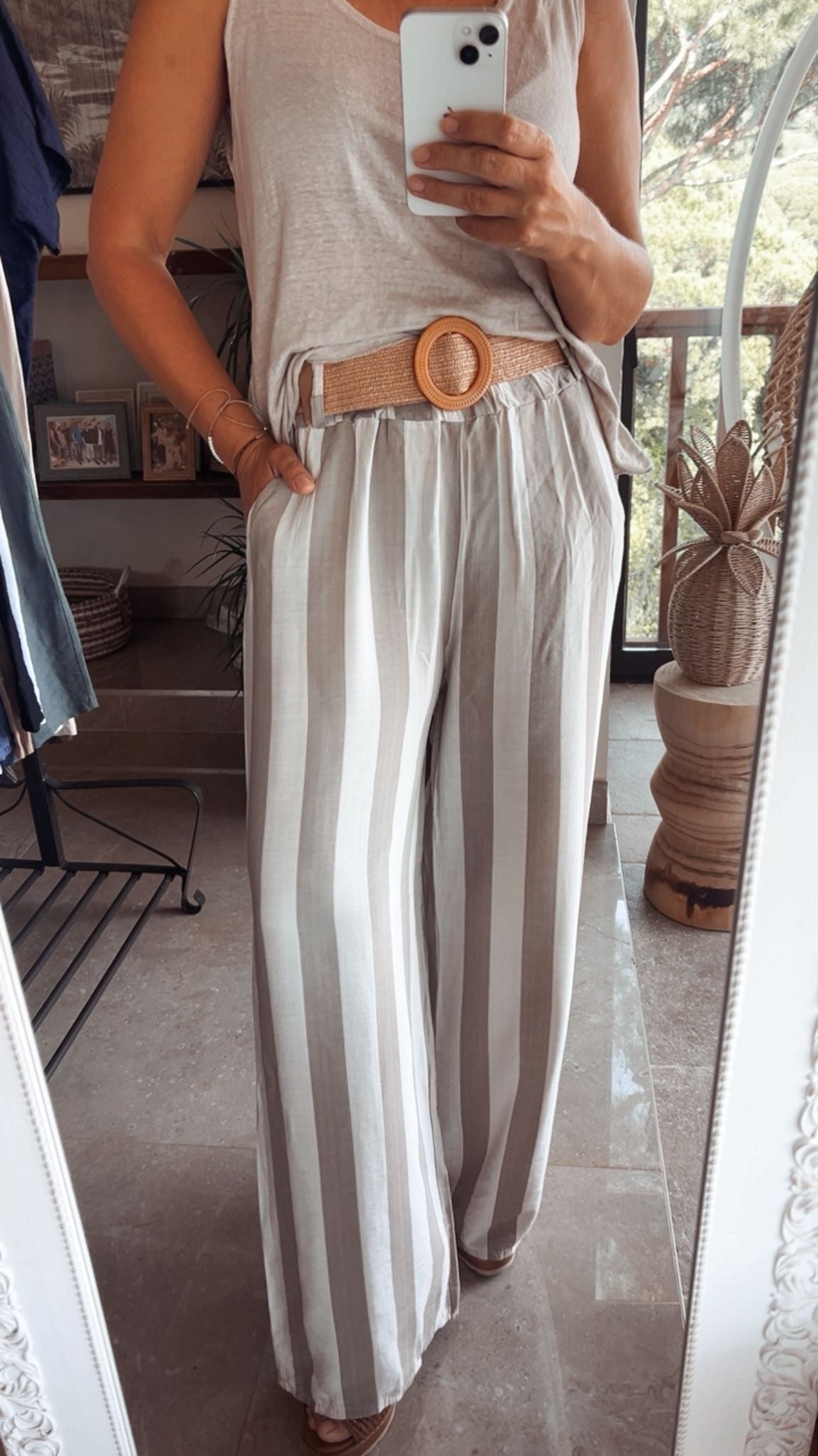 Pantalón raya beige