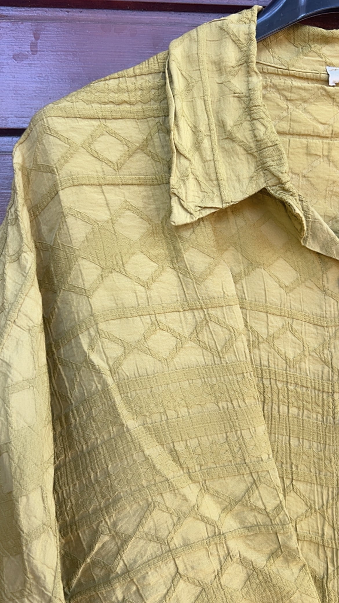 Camisa pistacho cenefa