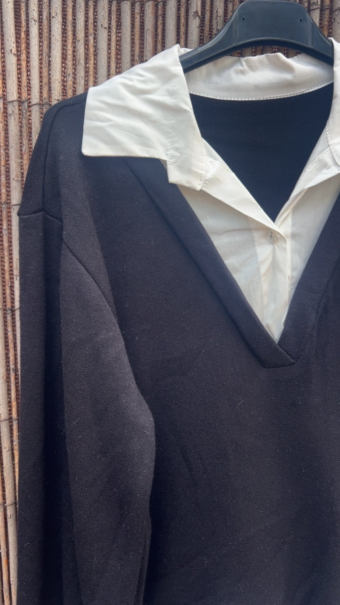 Jersey negro camisa cosida