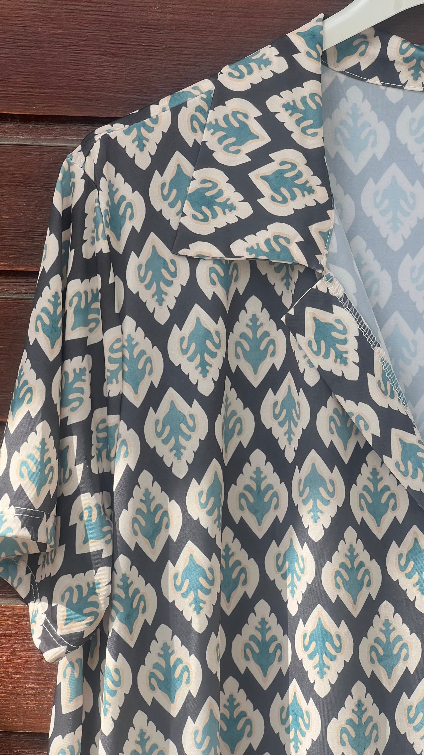 Vestido camisero turquesa y negro licra fria
