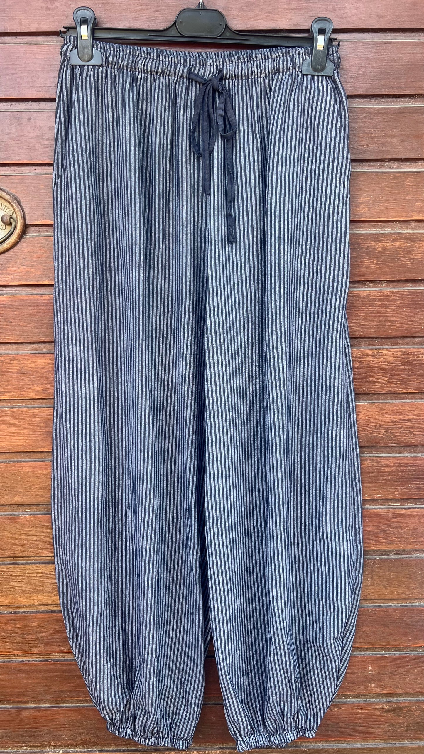 Pantalón bombacho marino