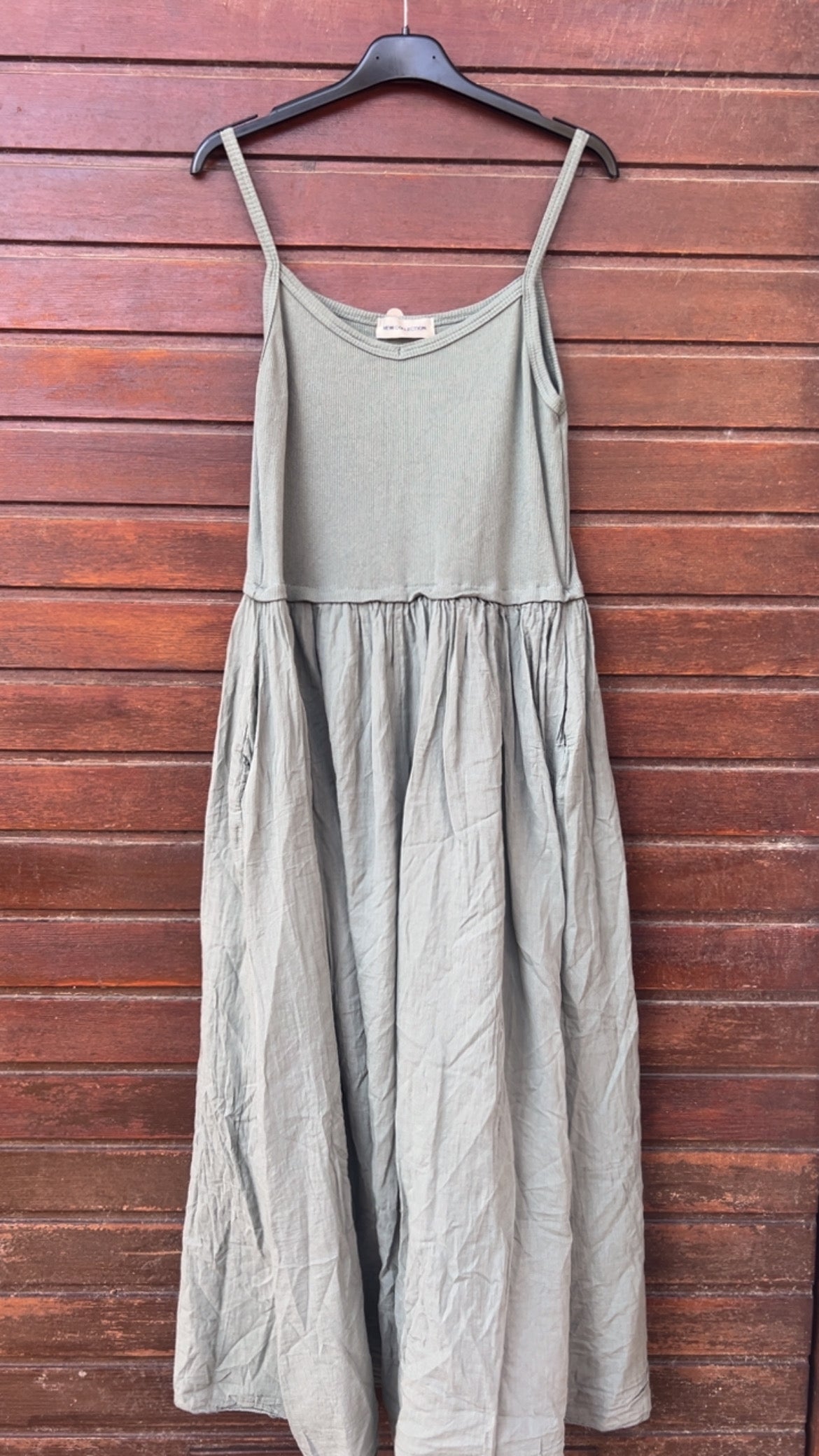 Vestido caki tirantes