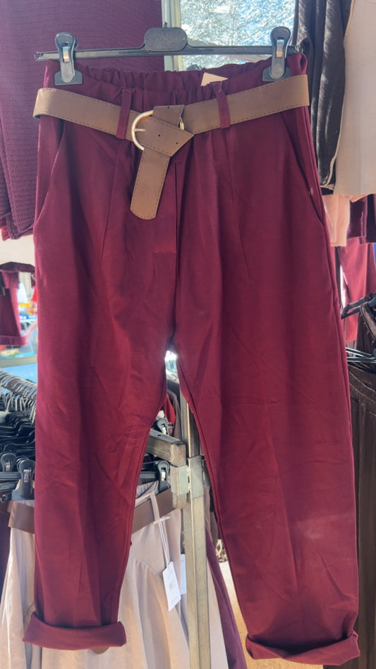 Pantalón burdeos punto roma