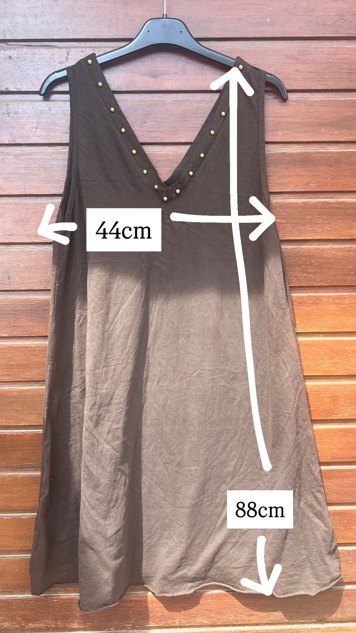 Vestido xoco tachuelas