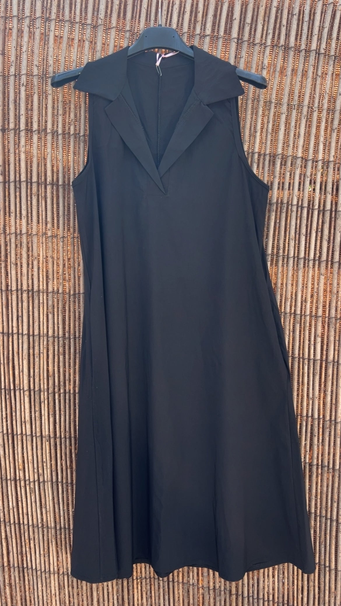 Vestido camisero corto negro