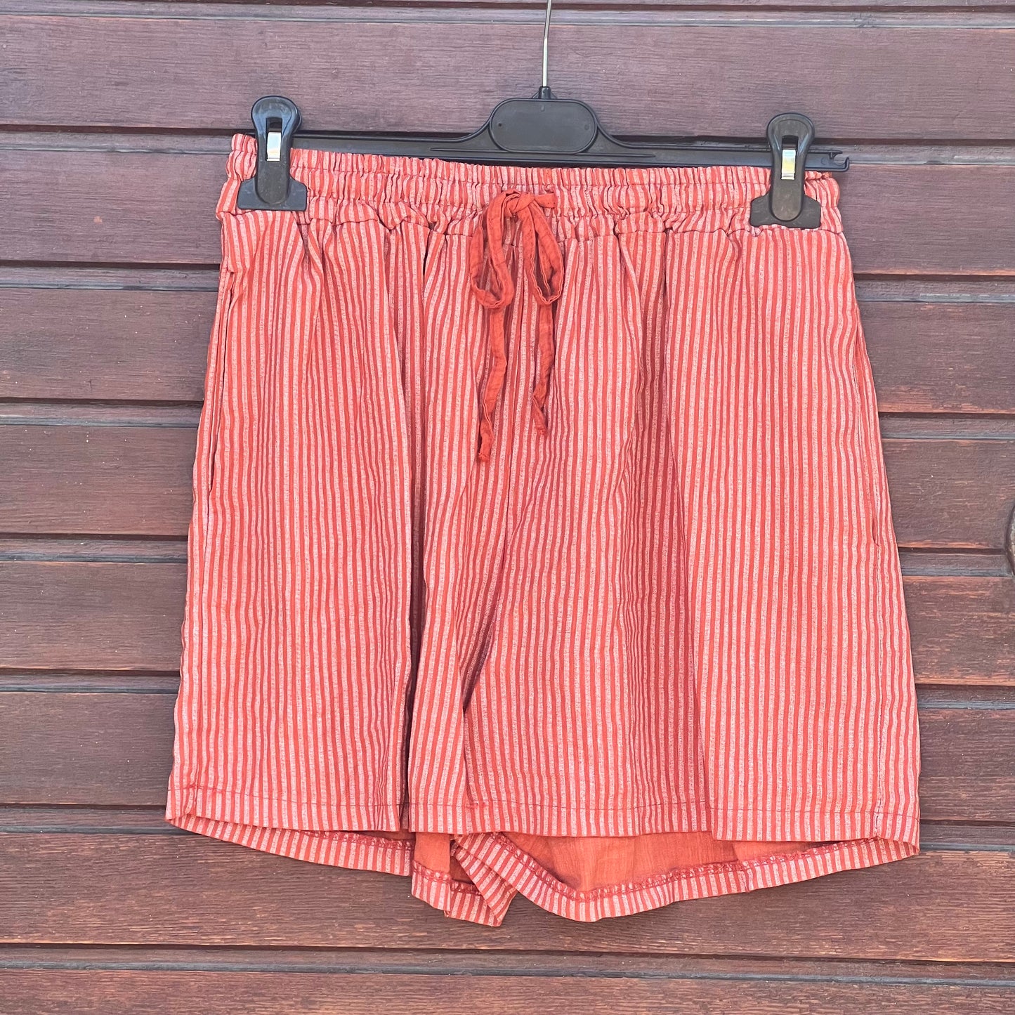 Pantalón corto teja