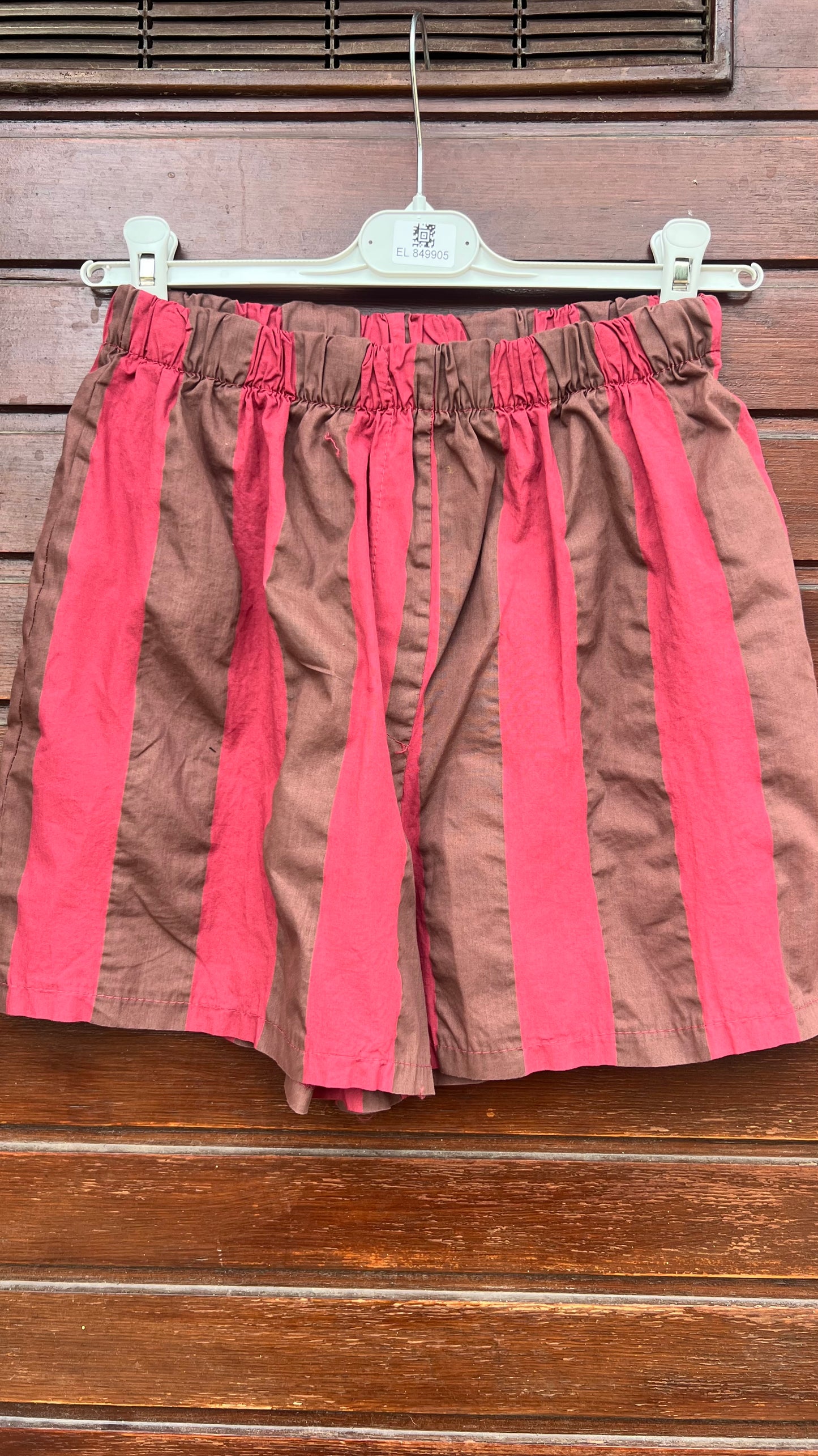 Pantalón rayas granate