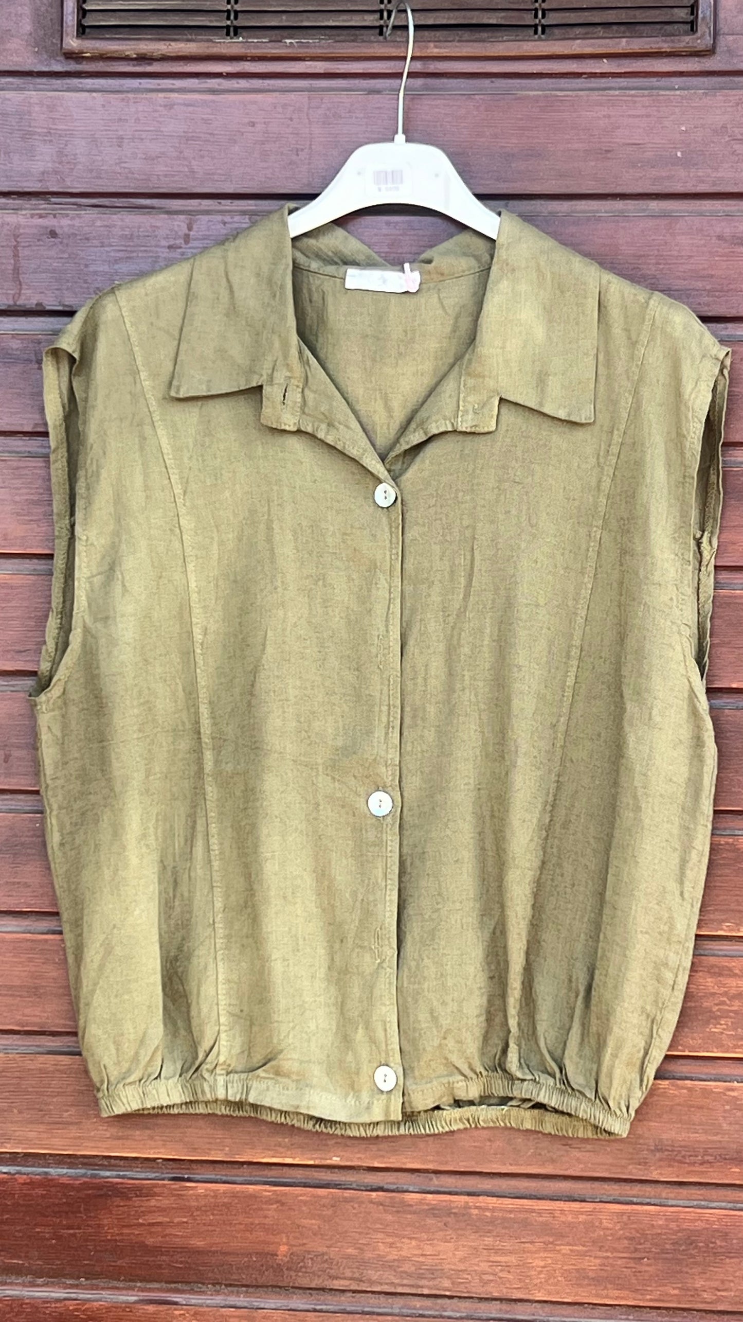 Blusa camisera pistacho