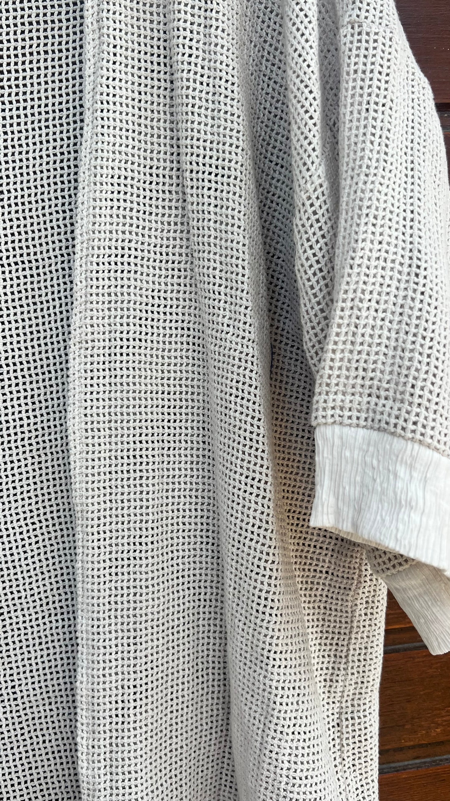 Chaqueta calada beige