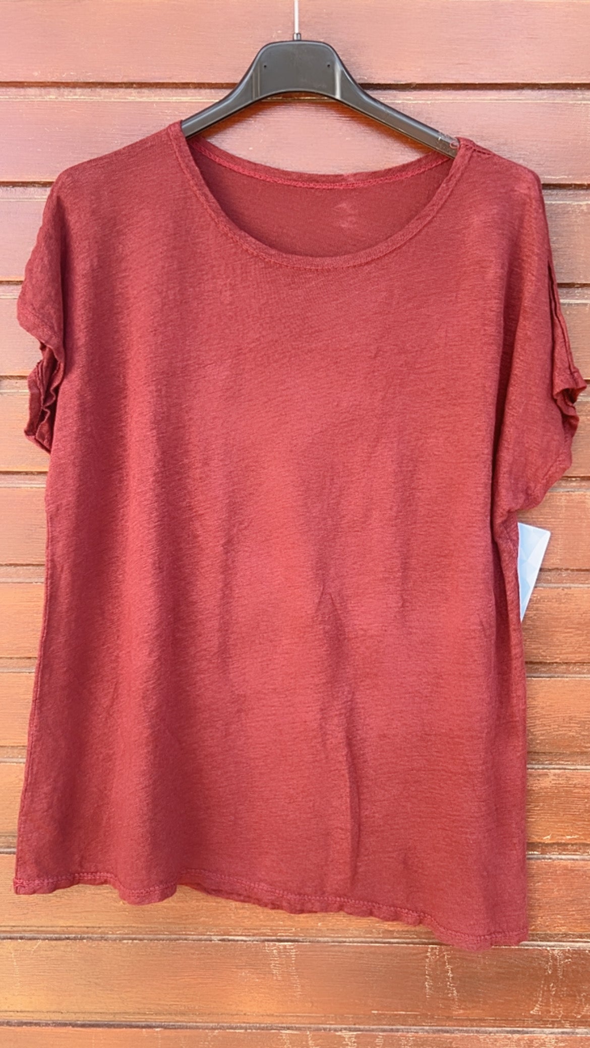 Camiseta lino granate