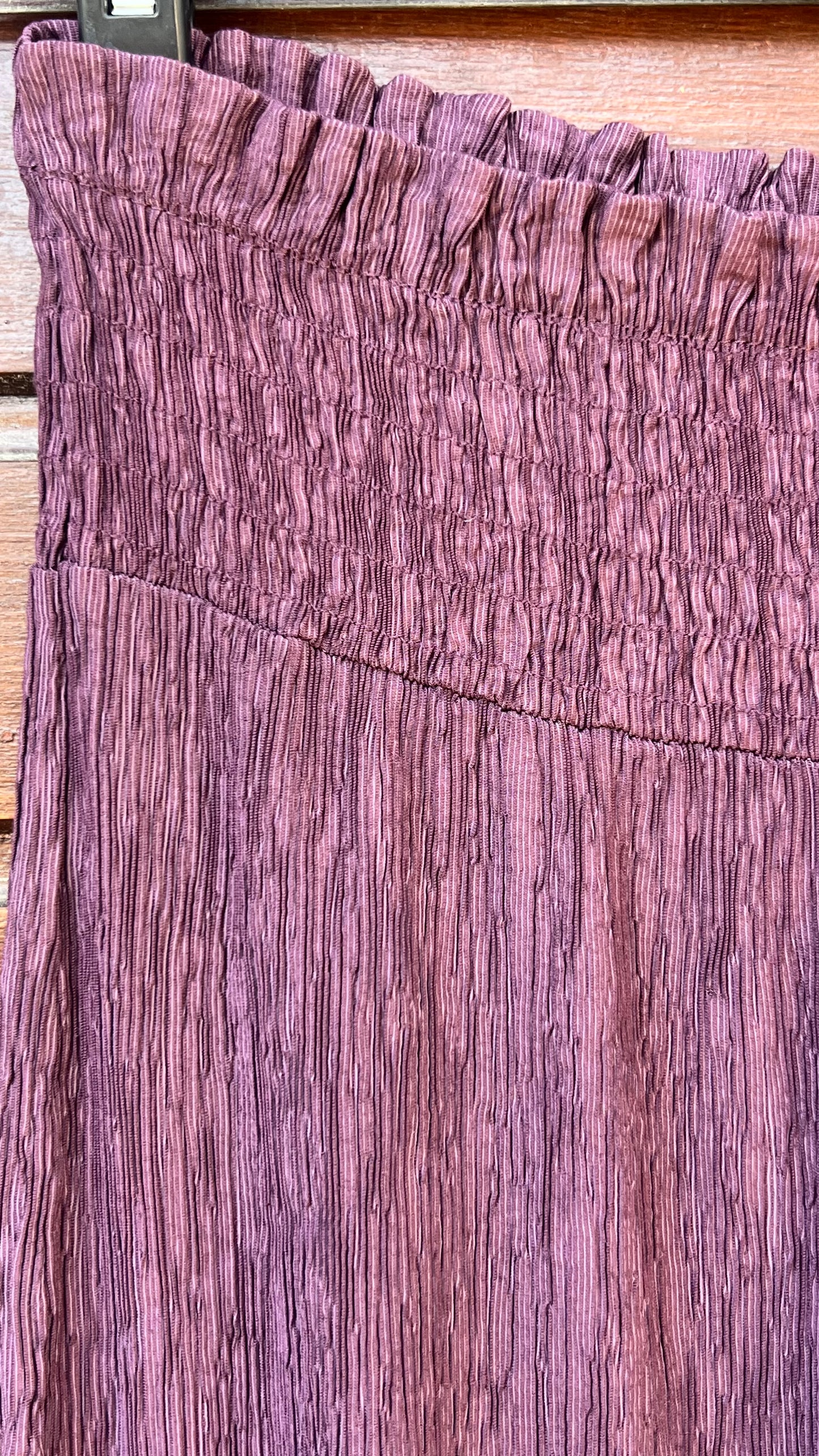 Pantalón burdeos bambula