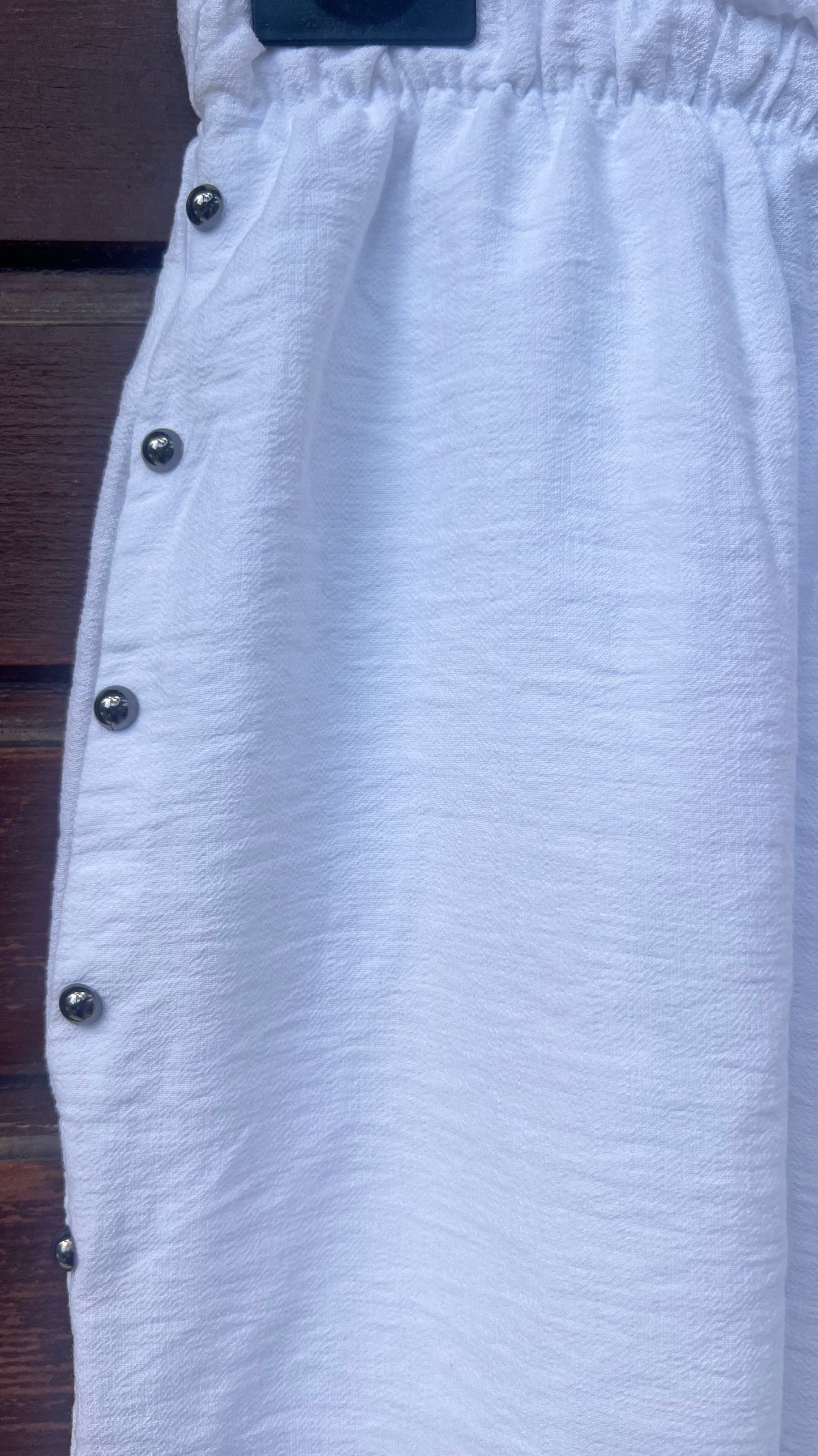 Pantalón tachuelas blanco