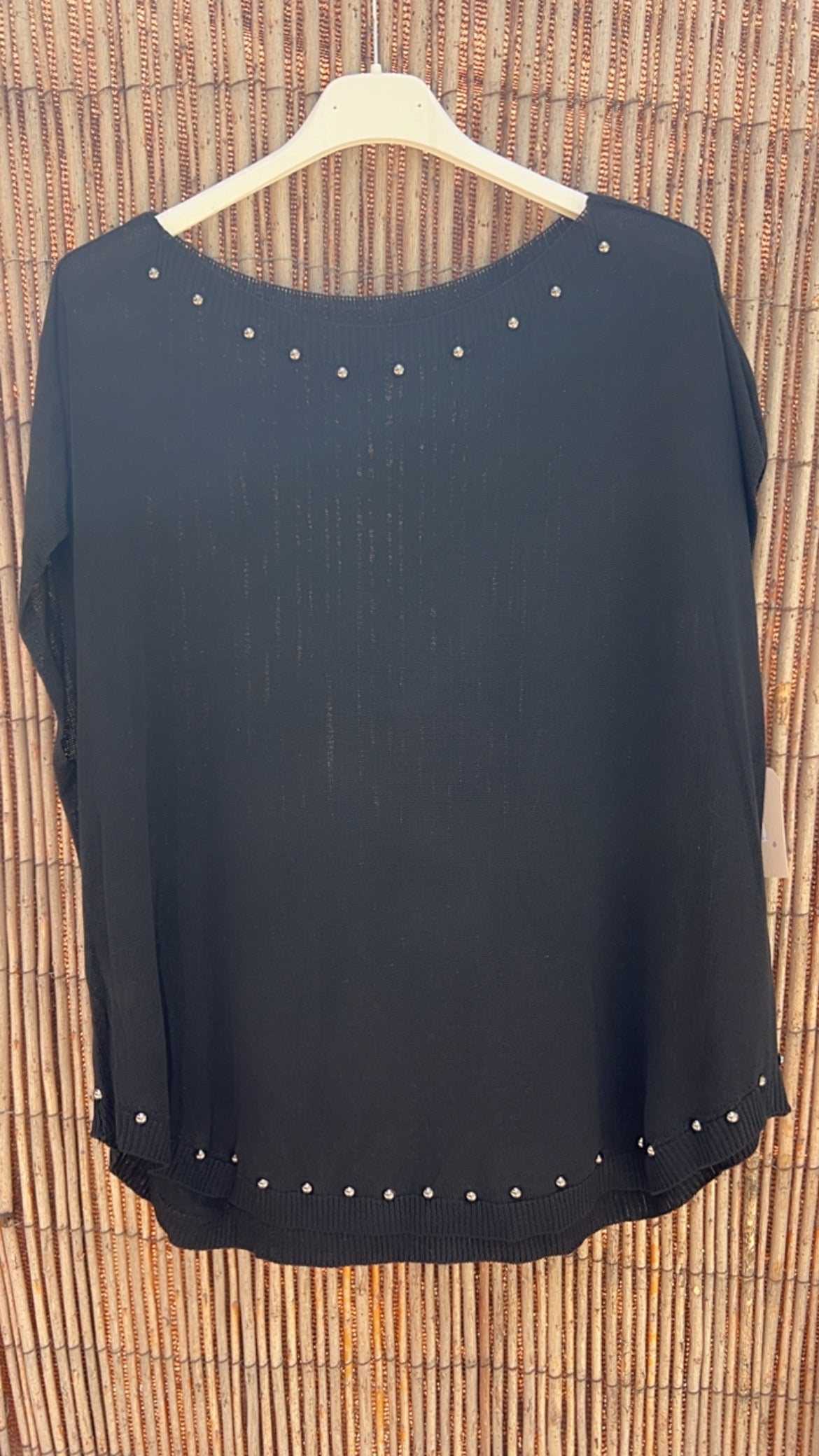 Camiseta punto negro