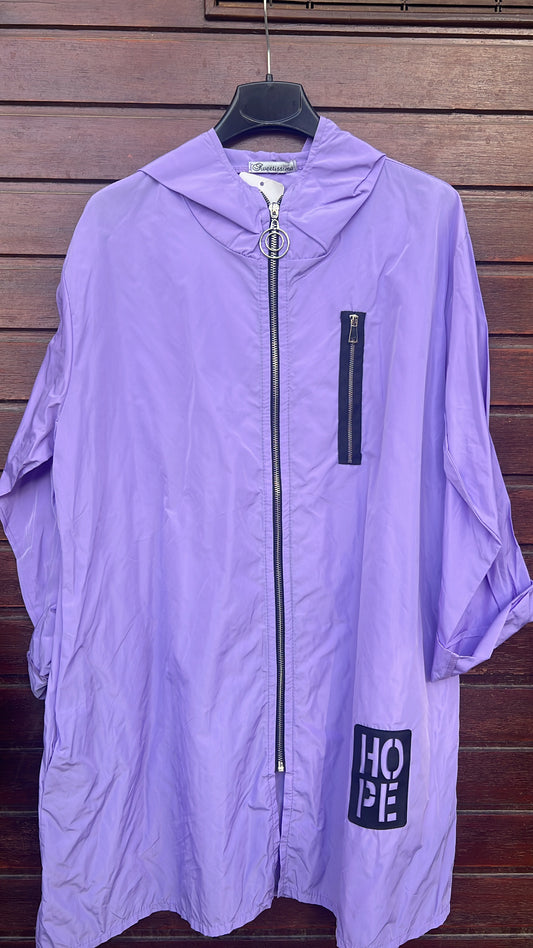 Chaqueta lila detalle cremallera
