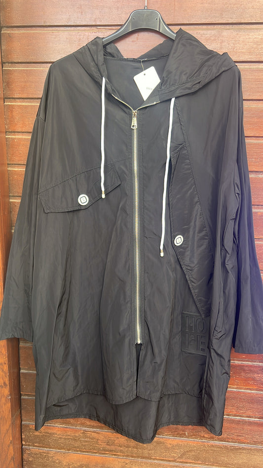 Chaqueta negra botones