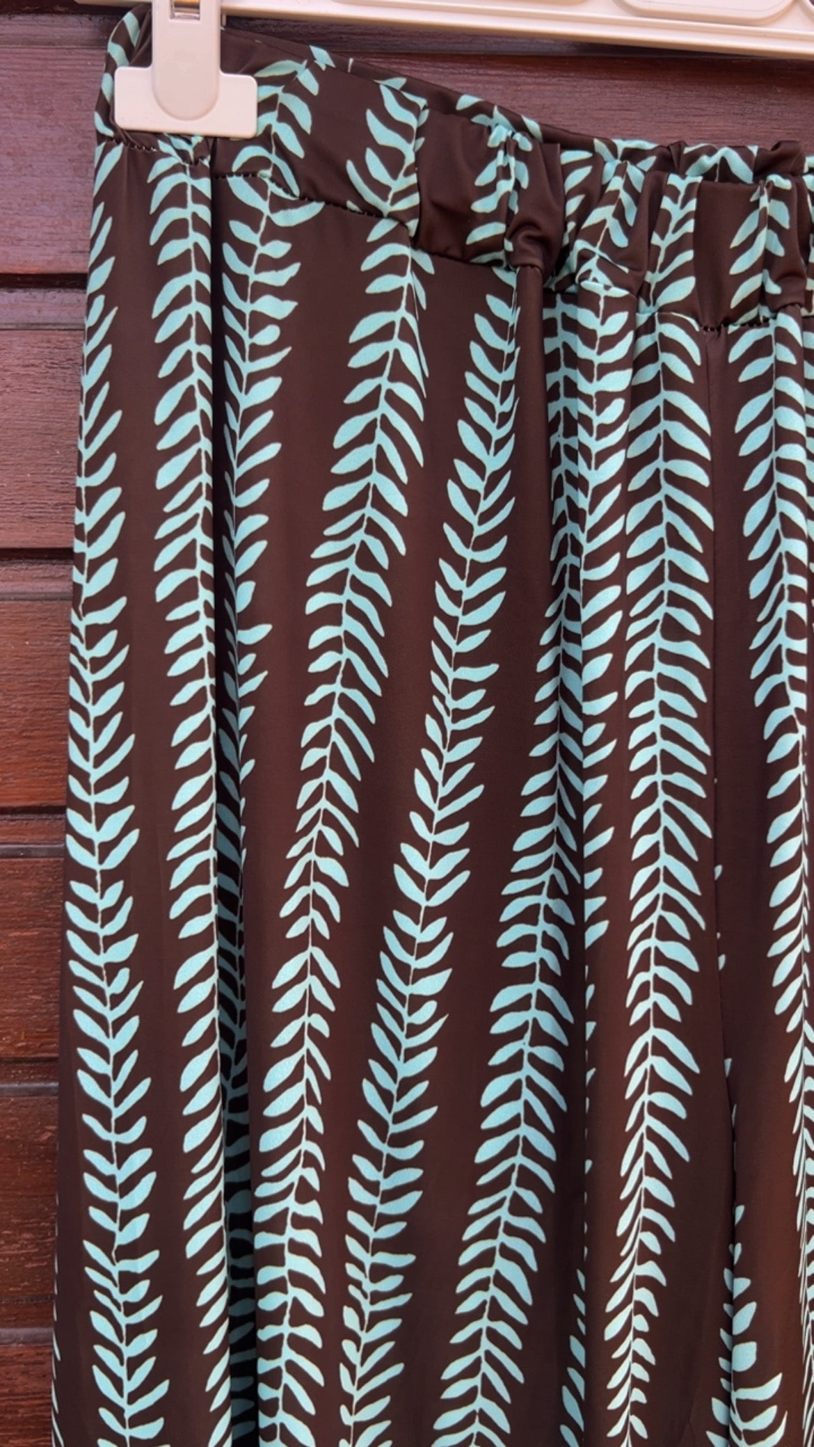 Pantalón licra fria hojas turquesa