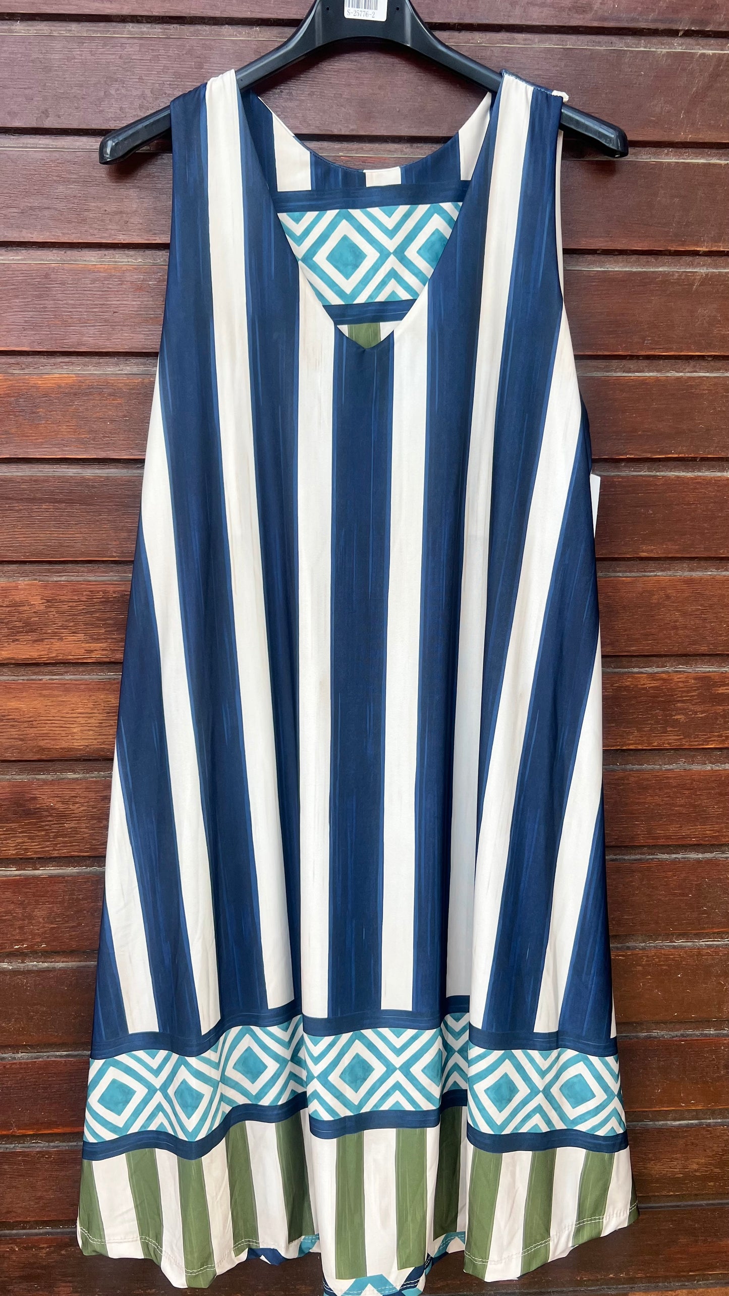 Vestido licra azul ribete pistacho