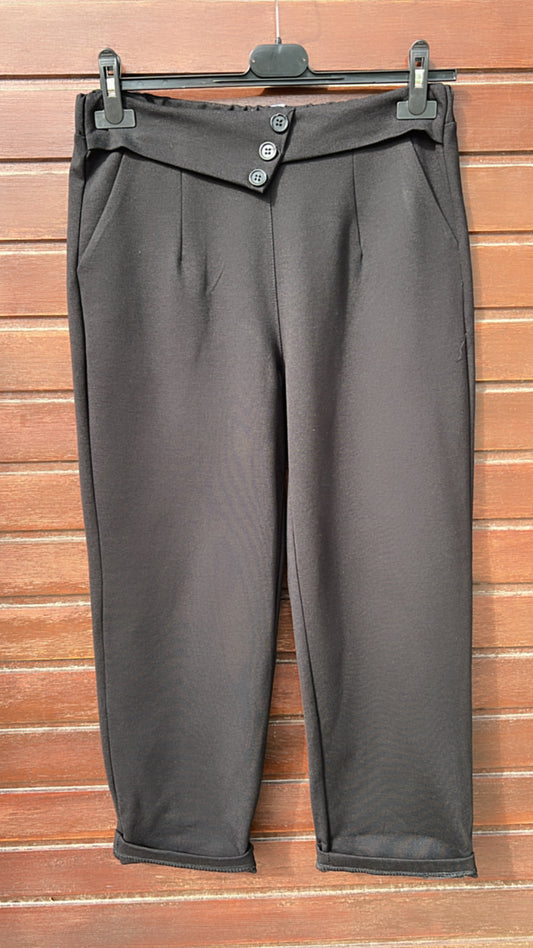 Pantalón tres botones