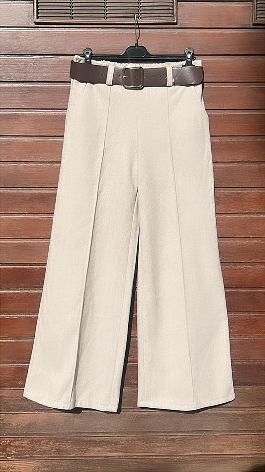 Pantalón beige espiga