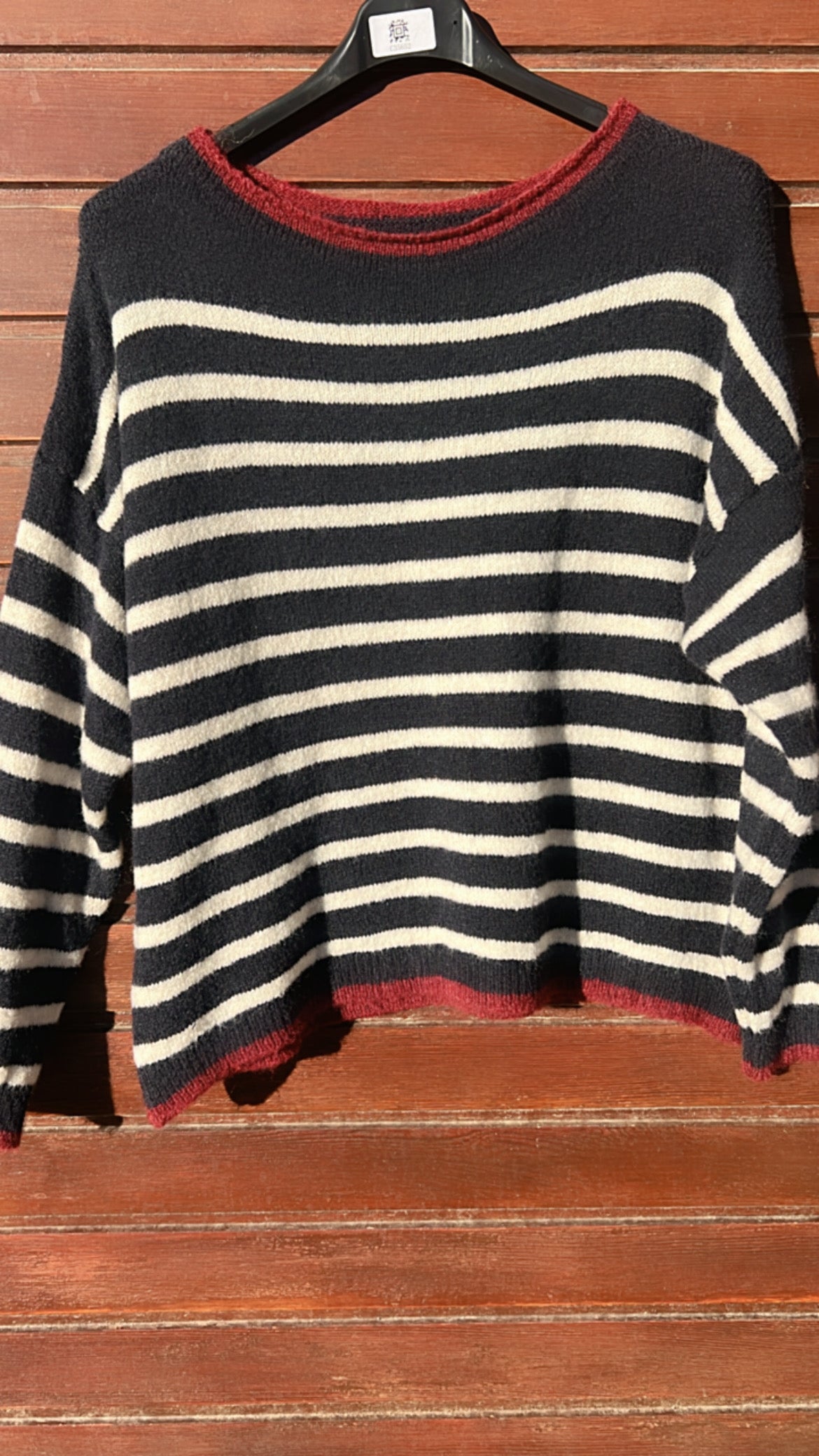 Jersey marino ribete granate